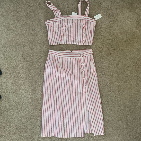 Forever 21 | Contemporary Striped Set - Picture 4 of 13